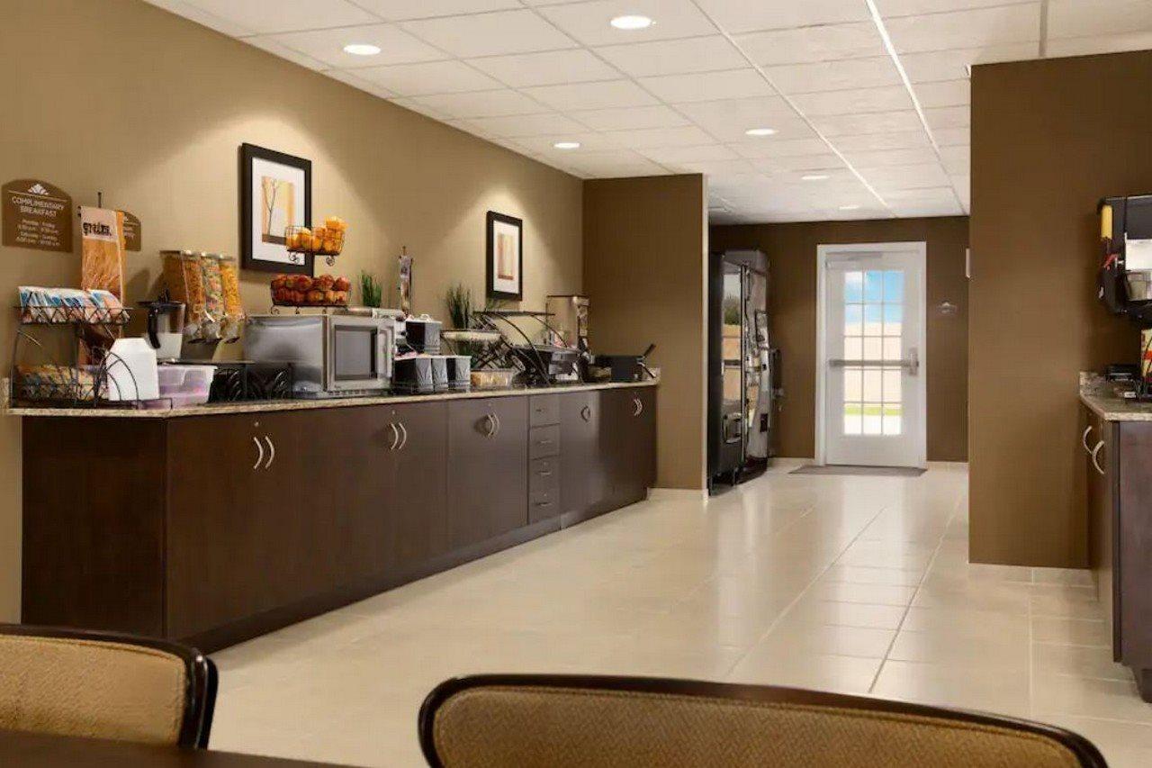 מידלנד Microtel Inn & Suites By Wyndham מראה חיצוני תמונה